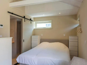 Beautiful Suite on the Village Square