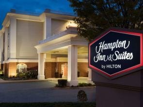 Hampton Inn & Suites Newport/Middletown