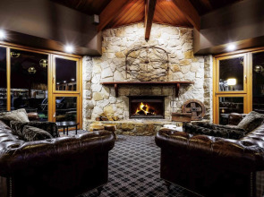 The Sebel Pinnacle Valley Resort