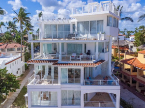 Ocean View Apartment with 3 BDR at Bávaro Beach