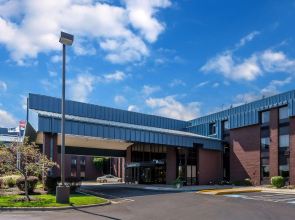 Comfort Inn Hall of Fame