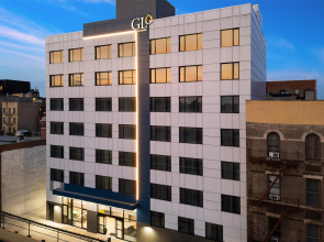 GLō Best Western Bronx NYC