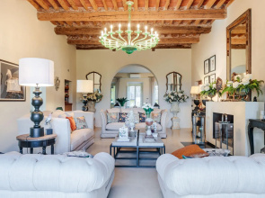 Villa Duemani - Pickleball Retreat