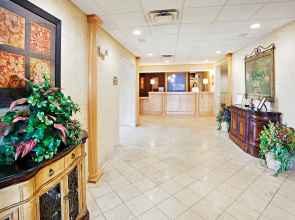 Holiday Inn Express & Suites London by IHG