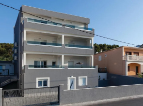 Amazing Home in Arbanija With Wifi and 9 Bedrooms