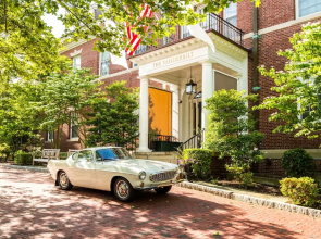 The Vanderbilt, Auberge Collection
