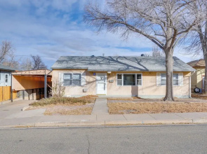 Chic Pueblo Vacation Rental Home Near Fairgrounds!