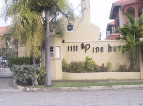 Pine Hurst Suites