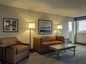 Hampton Inn Manchester Downtown