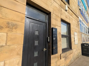 Upperhead Row Apartment