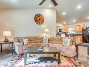 Pet-friendly Cabin - Near 3 Woodruff Lakes