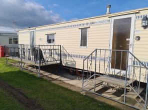 Caravan for Rent Coral Beach R2v7 Ingoldmells
