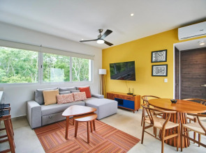 2 Bedroom PH with Rooftop & Jacuzzi in Aldea Zama