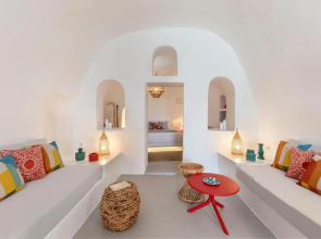 White Cave by Caldera Houses