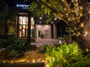 Bunprasop Garden Hotel