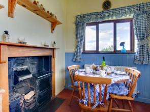 Llanfaglan Farm