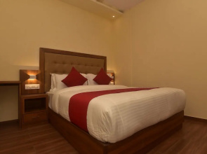 OYO 19615 Flagship Art Hotels