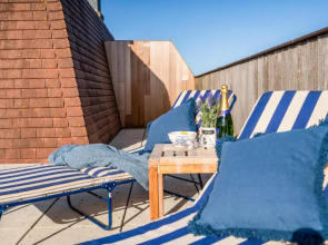Sandsedge - apartment with amazing rooftop terrace