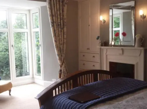 Overcott House Bed & Breakfast