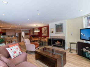 Ski In Ski Out condo with Access to Vail Mountain by RedAwning