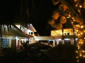 Paloma Guest House & Restaurant