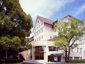 Takarazuka Hotel
