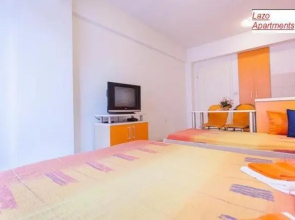 Lazo's Apartments
