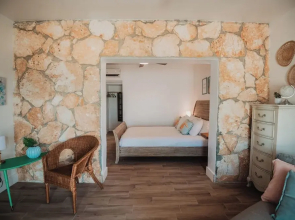 Guana Beach Inn