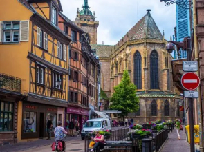 A 2 min à pied du centre ville historique - Balcon - Fibre Internet