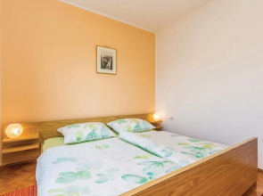 Awesome Apartment in Malinska With Wifi and 2 Bedrooms