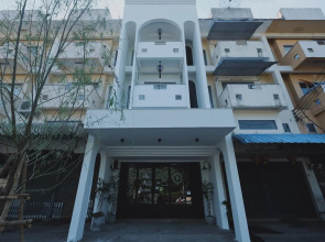 Matou Hostel and Cafe