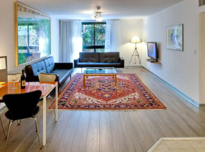 The Diaghilev - Live Art Boutique Hotel