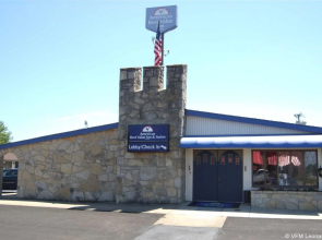 77 Inn & Grill