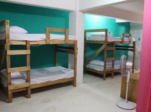 El Faro Hostel