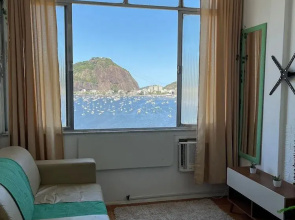 Apto com vista privilegiada em Botafogo