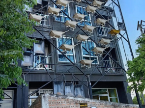 the corn resident maesot