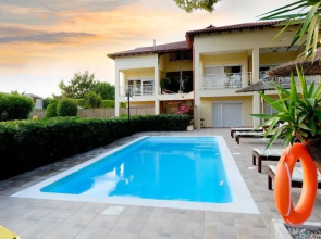 Island Rodos Pool Suites