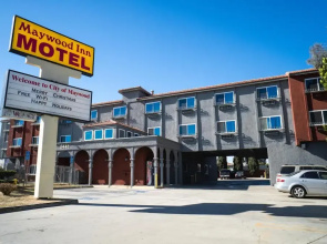Maywood Inn