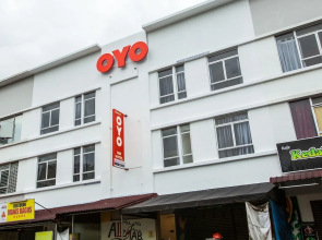 988 Hotel by OYO Rooms