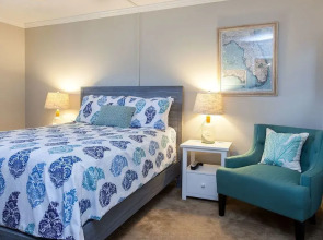 Gulf Shore Condo #306 - 1 Br condo by RedAwning