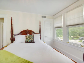 Elizabeth City Vacation Rental: Gazebo w/ Hot Tub!