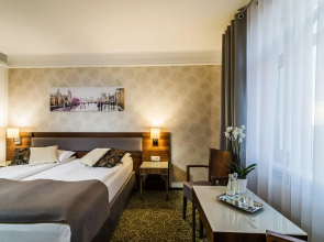 Hotel Lord Warsaw Airport