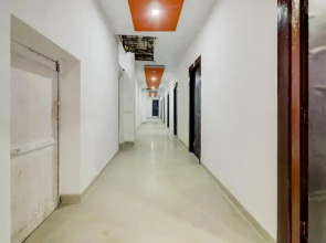 Hotel Happy Stay by OYO Rooms