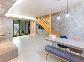 Chuncheon Poolhouse Epop