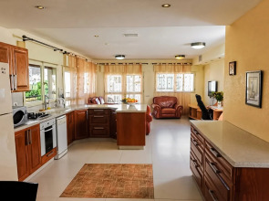 Yarden Sea Side Apartments