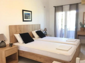 Minoica Beach Apartments