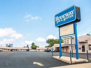 Rodeway Inn & Suites Niagara Falls