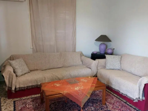 Airport Friendly House 2