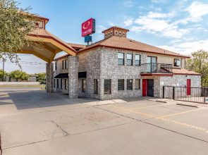 Econo Lodge Near SeaWorld