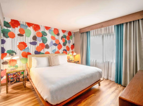 The Kinney - Venice Beach